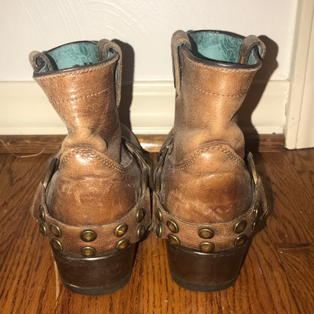 Booties - Picture 3 of 4
